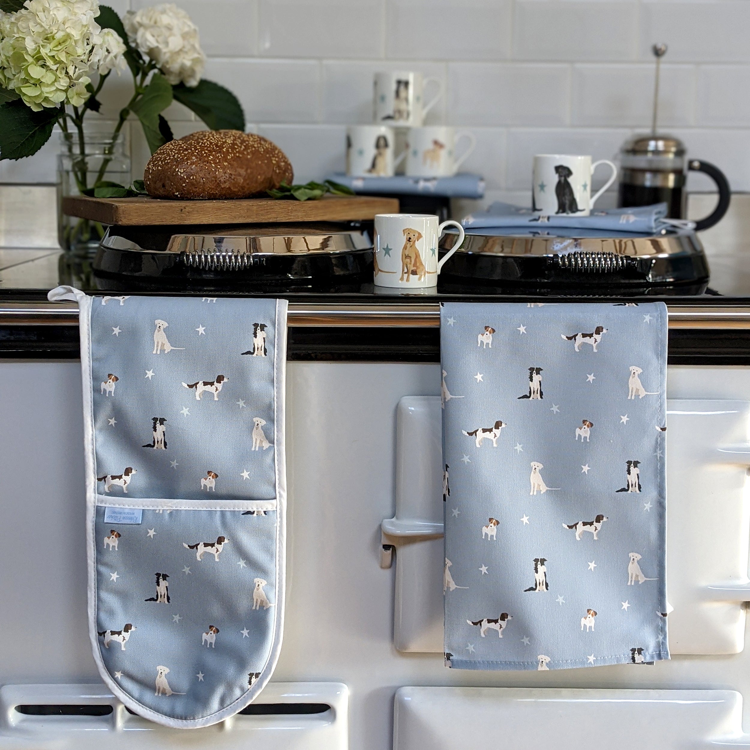Blue Dogs Double Oven Gloves and Tea Towel