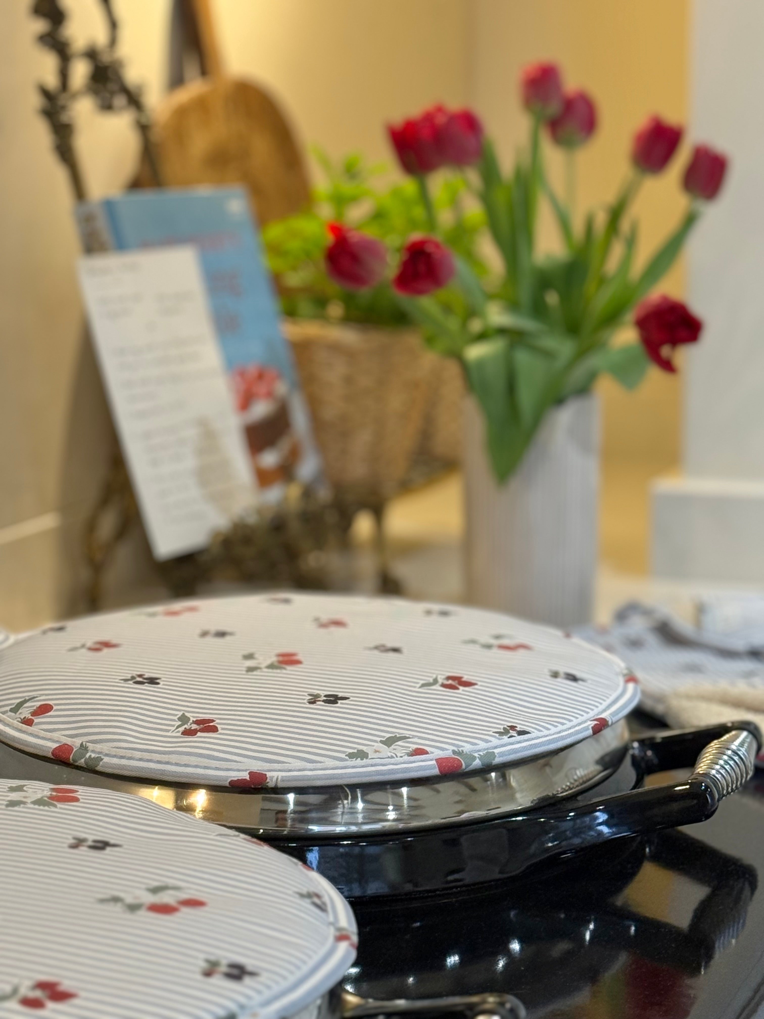 Berries Circular Hob Cover (single)