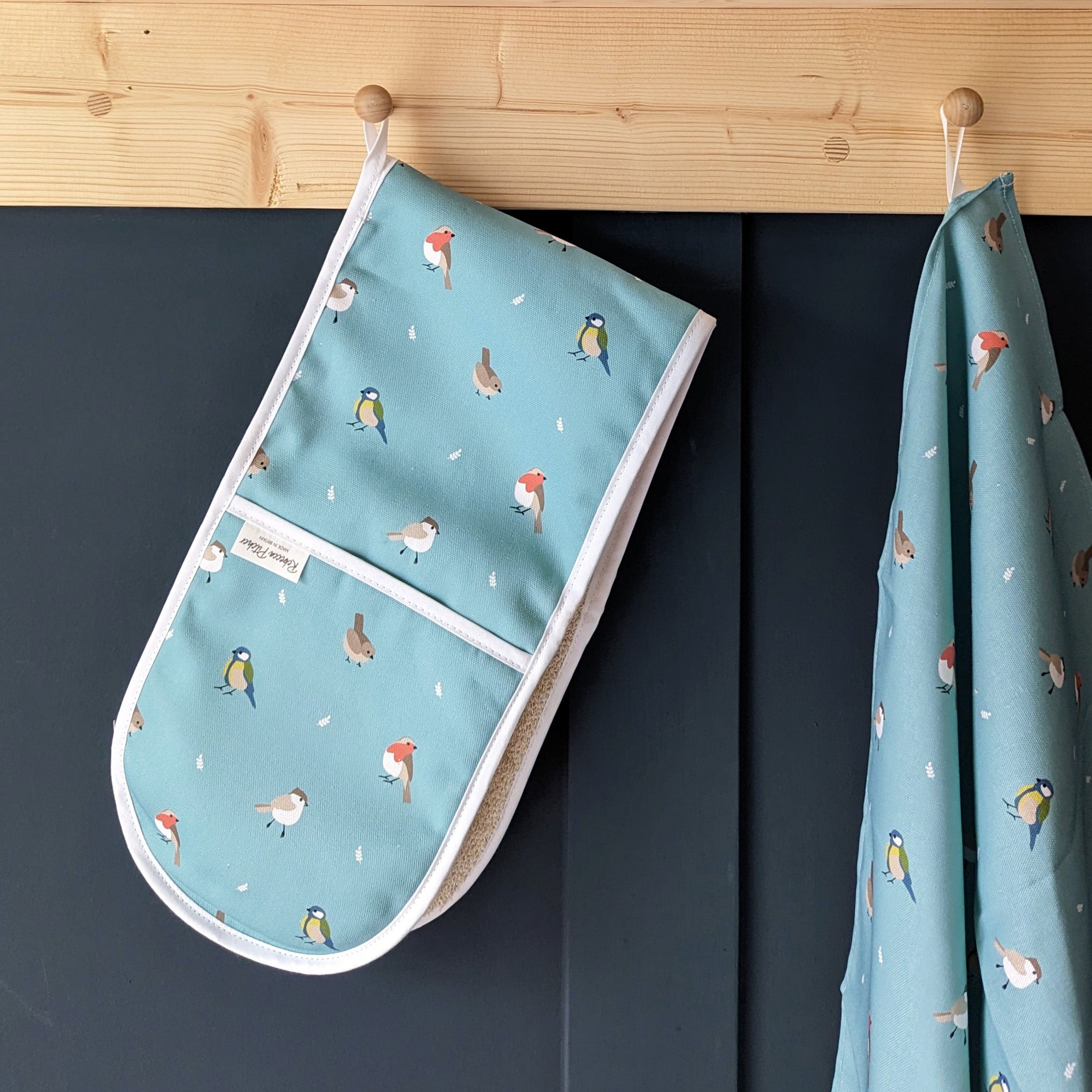 Garden Birds design duckegg ovengloves and tea towel