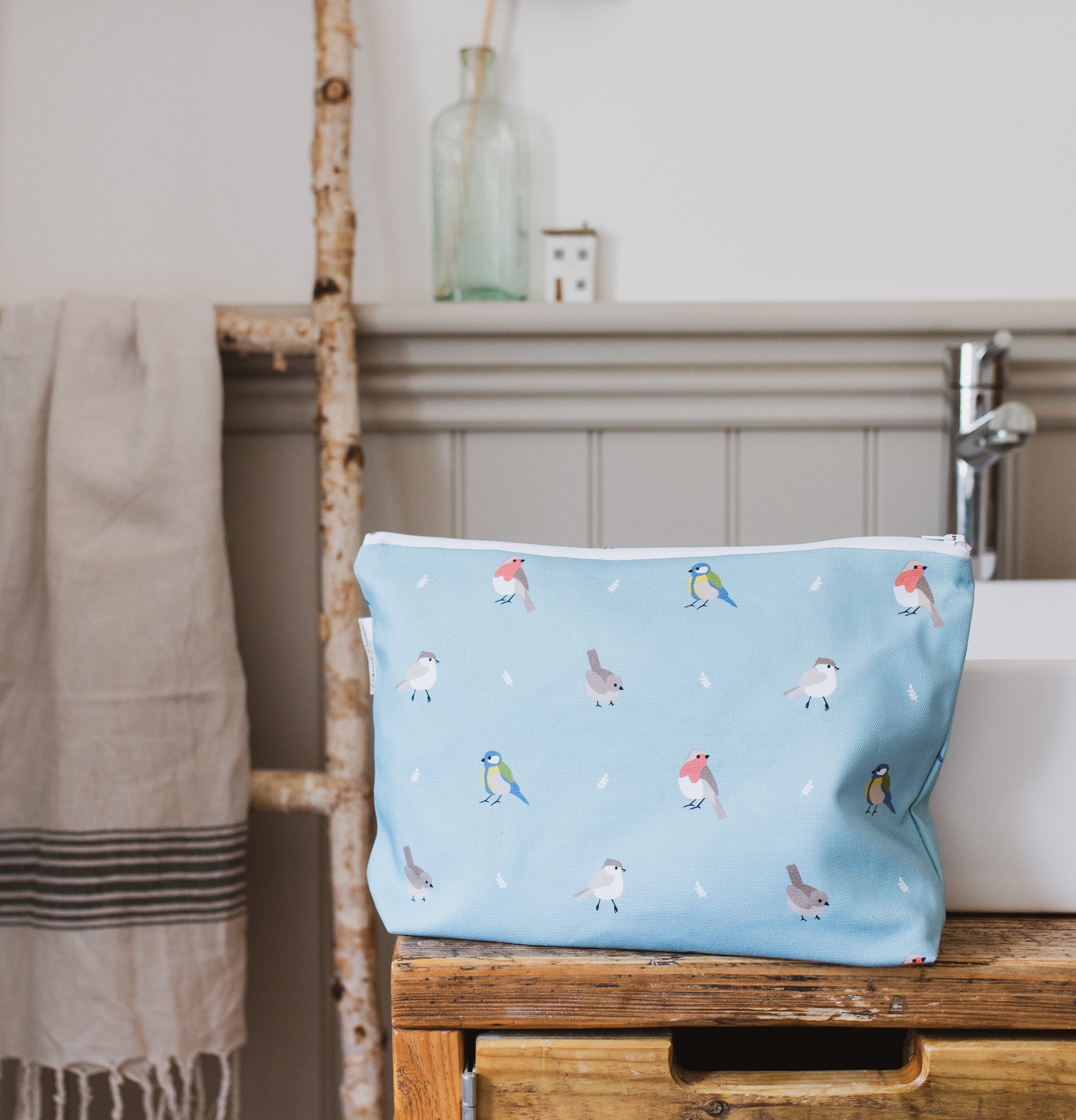 Garden Birds Design Duckegg Washbag