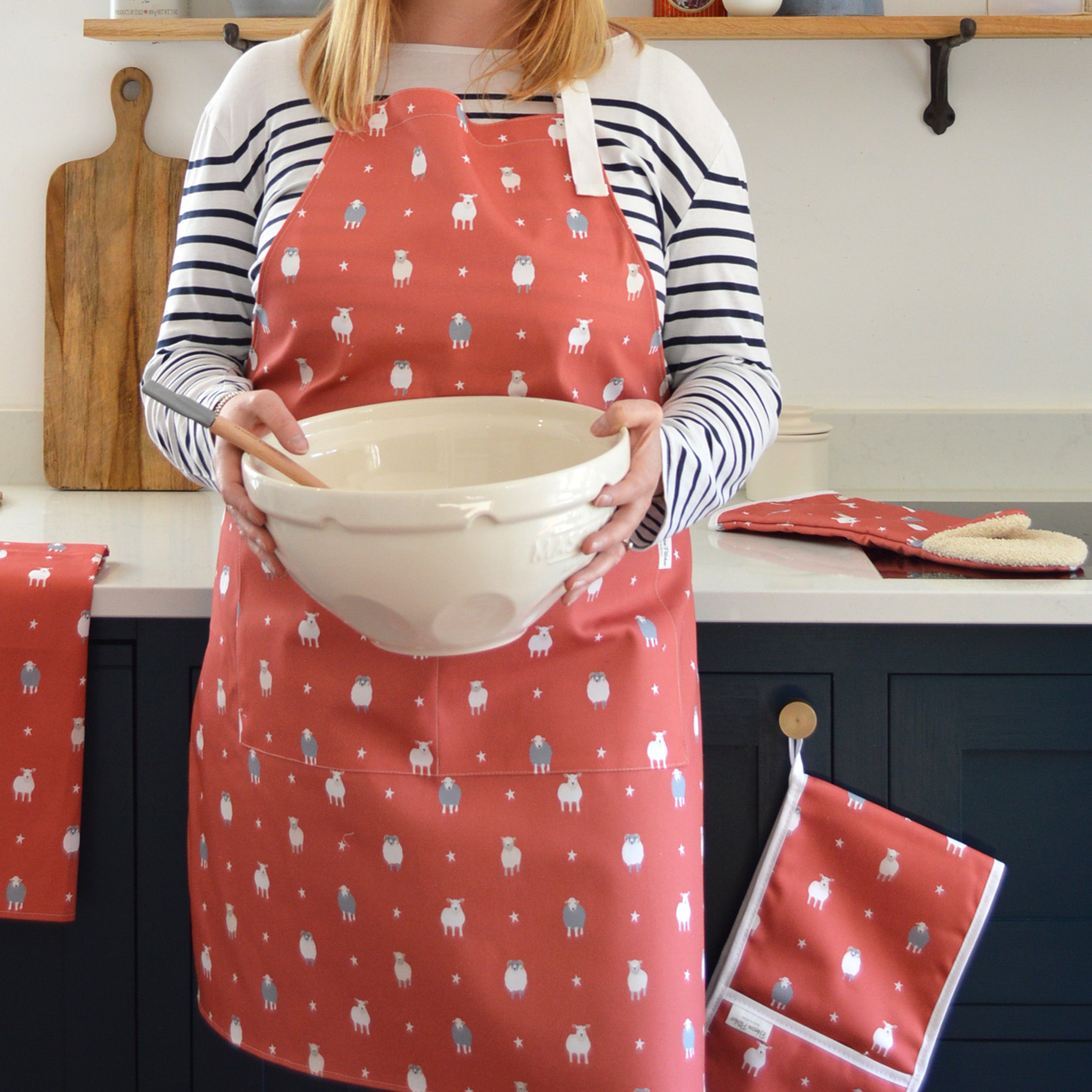 Sheep Adult Apron
